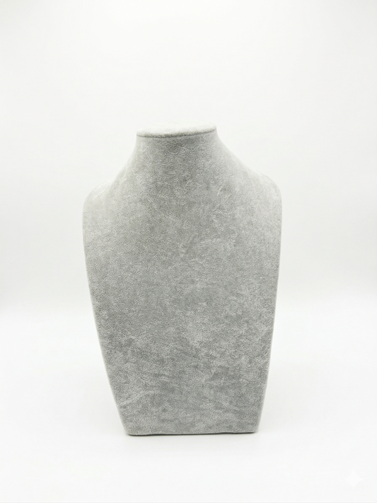 Busto mediano gris