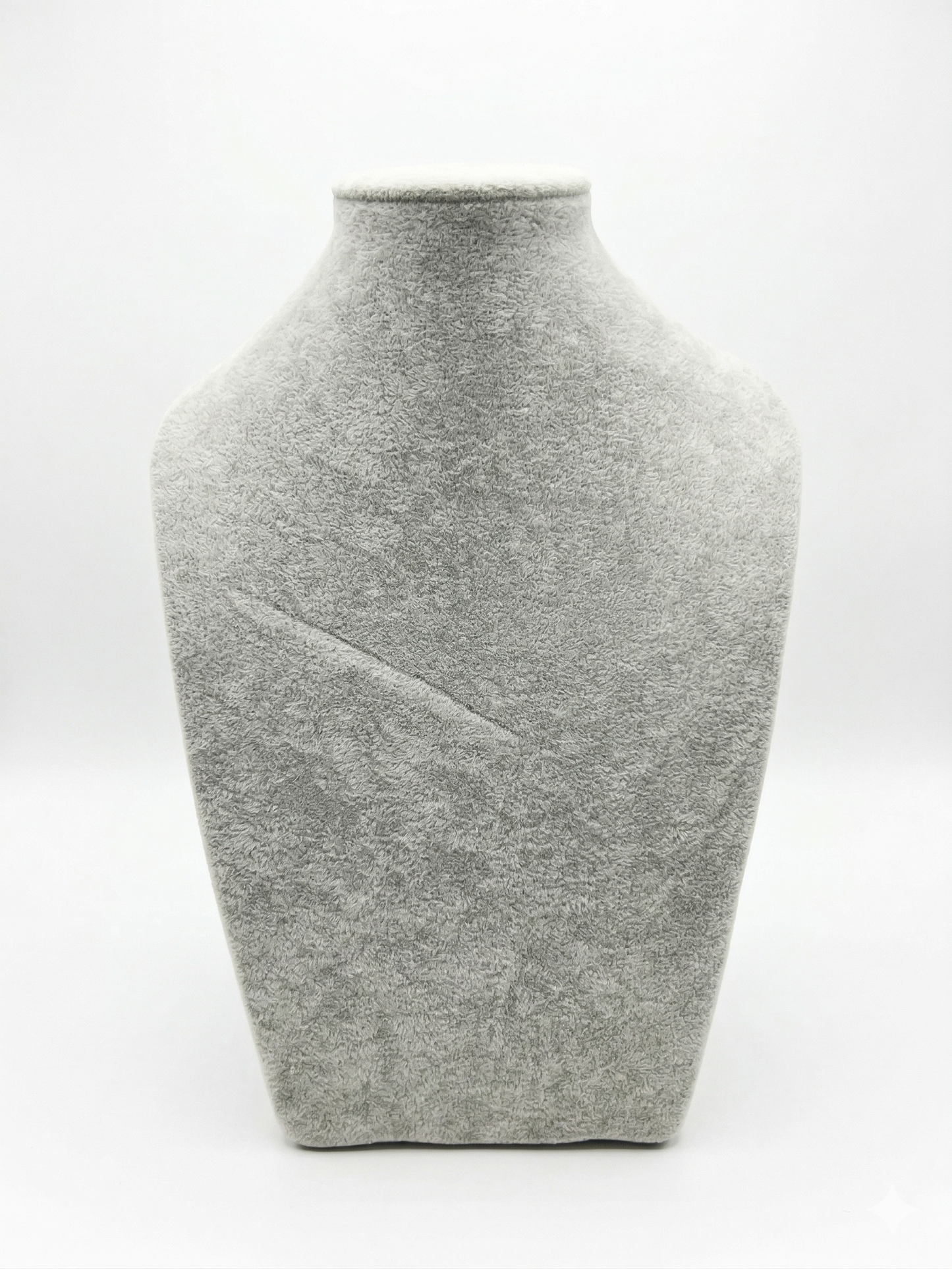 Busto grande gris